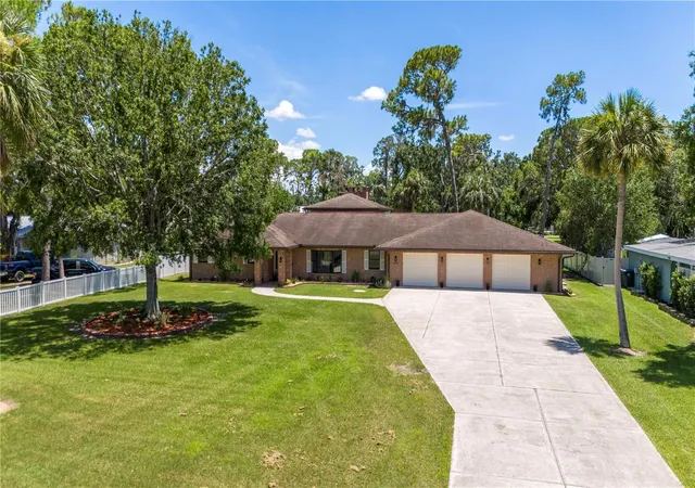 2nd image of 404 Dickman Dr Sw, Ruskin, FL 33570 | MLS# TB8406999
