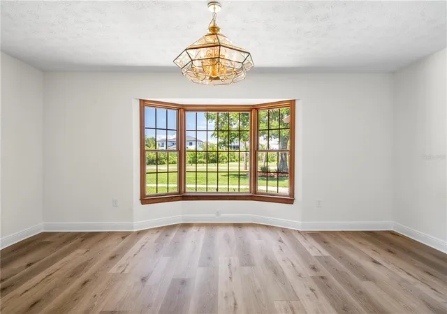 5th image of 404 Dickman Dr Sw, Ruskin, FL 33570 | MLS# TB8406999