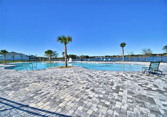 5th image of 2335 Brassie Ct, Winter Haven, FL 33884 | MLS# L4954447