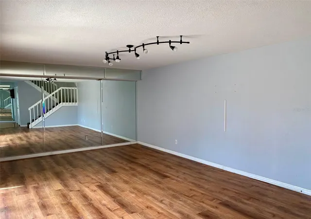 4th image of 2942 Poplar Ave, Leesburg, FL 34748 | MLS# G5099603