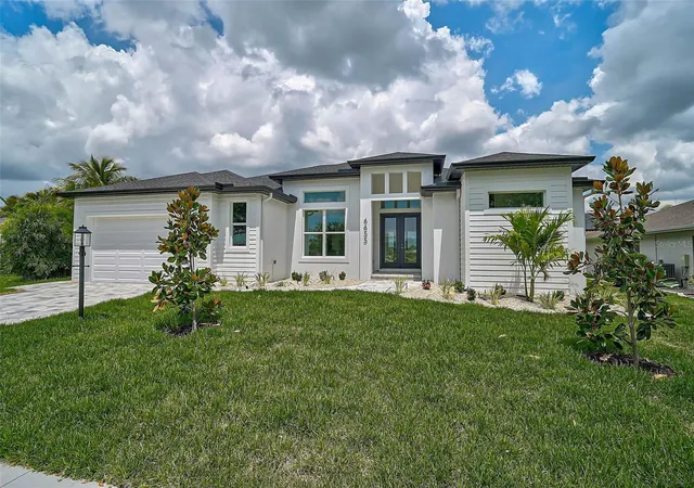 Photo 1 of Single family home for sale at 6655 Pan American Blvd, North Port, FL 34287 | MLS# N6139686 | Listing updated on 2026-07-17