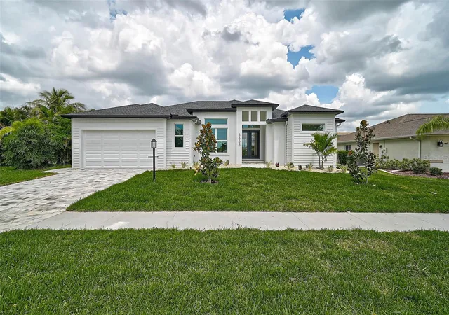 Photo 2 of Single family home for sale at 6655 Pan American Blvd, North Port, FL 34287 | MLS# N6139686 | Listing updated on 2026-07-17
