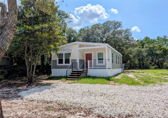 1st image of 43535 Dixie Dr, Paisley, FL 32767 | MLS# R4909632