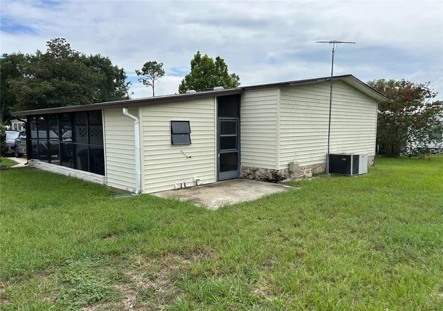 Photo 3 of Sale Pending at 120 Kensington Park Dr, Davenport, FL 33897 | MLS# O6327428 | Listing updated on 2026-10-02