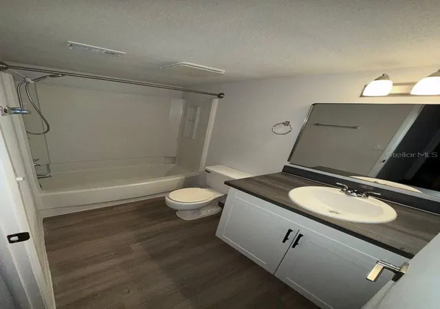 11th image of 5313 Summerlin Rd #1302, Fort Myers, FL 33919 | MLS# O6327783