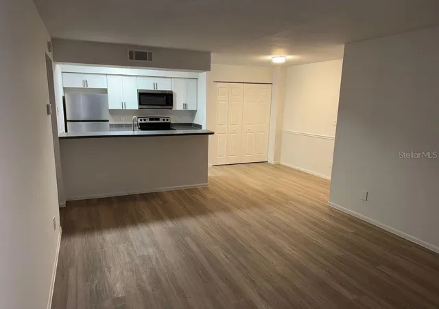 2nd image of 5313 Summerlin Rd #1302, Fort Myers, FL 33919 | MLS# O6327783
