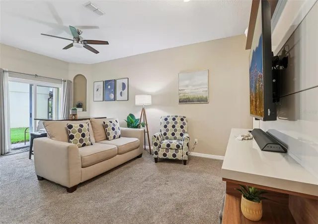 3rd image of 247 Calabria Ave, Davenport, FL 33897 | MLS# O6327908