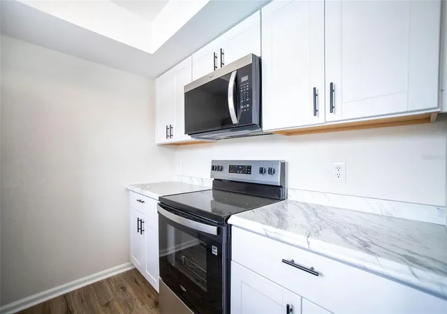 Photo 3 of Condo for sale at 6062 22nd Ave N #5, Saint Petersburg, FL 33710 | MLS# TB8408610 | Listing updated on 2026-09-30
