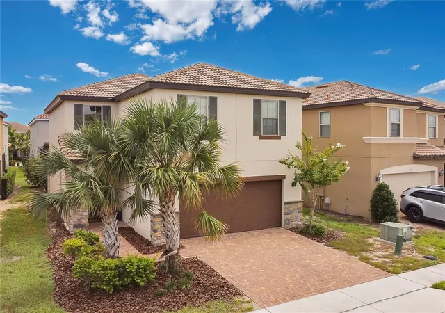 Photo 3 of Single family home for sale at 5481 Misty Oak Cir, Davenport, FL 33837 | MLS# O6328372 | Listing updated on 2026-10-02