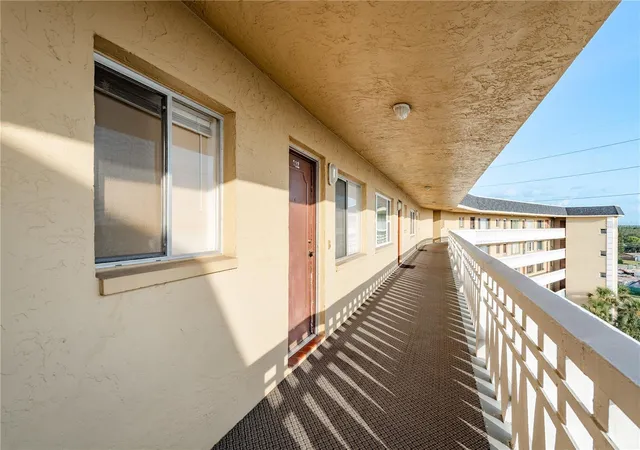 3rd image of 8950 Park Blvd #702, Seminole, FL 33777 | MLS# TB8408834