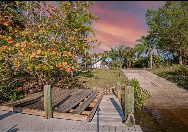 3rd image of 2089 Sandia St, Port Charlotte, FL 33953 | MLS# W7877448