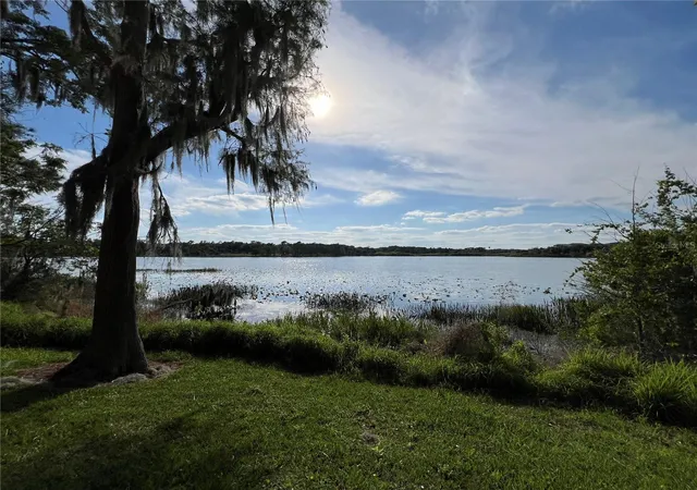 2nd image of 3315 Parkchester Sq Blvd, ORLANDO, FL 32835