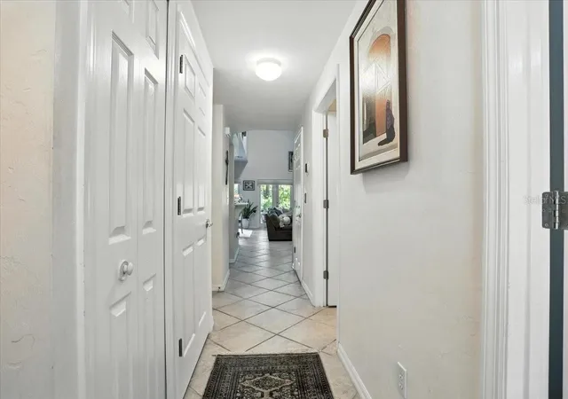3rd image of 2710 Nw 105Th Dr, Gainesville, FL 32606 | MLS# GC532629