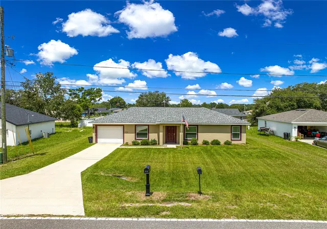 Photo 1 of Single family home for sale at 9723 Bahia Rd, Ocala, FL 34472 | MLS# OM705914 | Listing updated on 2026-09-03