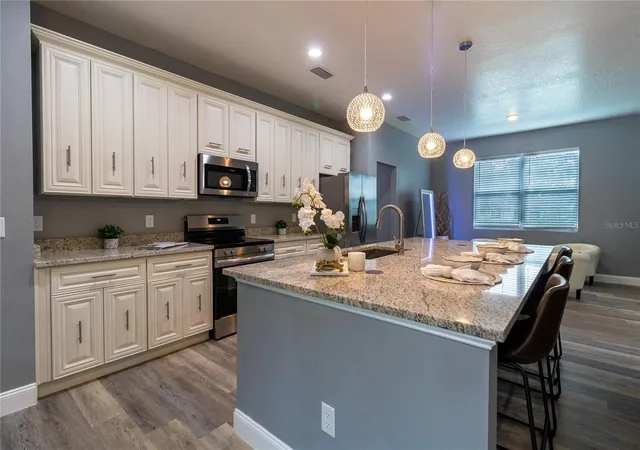 2nd image of 41550 Royal Trails Rd, Eustis, FL 32736 | MLS# O6328829