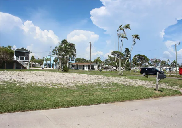 1st image of 10315 Cortez Rd W #1/2 BV, Bradenton, FL 34210 | MLS# A4659511