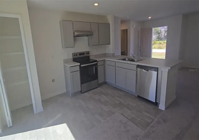 Photo 3 of Single family home for sale at 410 Danube Dr, Kissimmee, FL 34759 | MLS# C7512634 | Listing updated on 2026-10-20