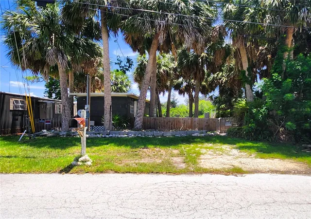 4th image of 6977 Edgewater Dr, New Port Richey, FL 34652 | MLS# TB8409516