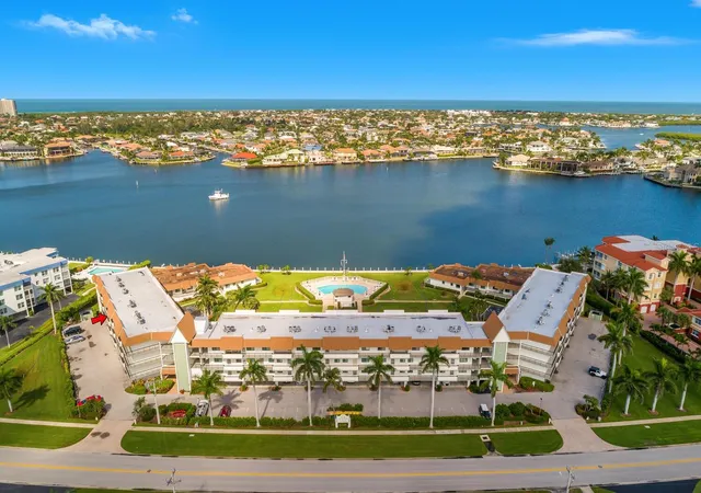 4th image of 730 W Elkcam Cir, Marco Island, FL 34145