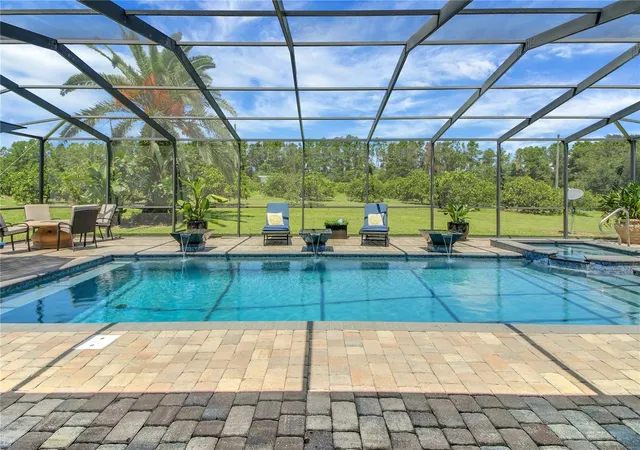 Homes for sale in Weirsdale, FL | 16982 Se Hwy 42, Weirsdale, FL 32195 | MLS# G5099886