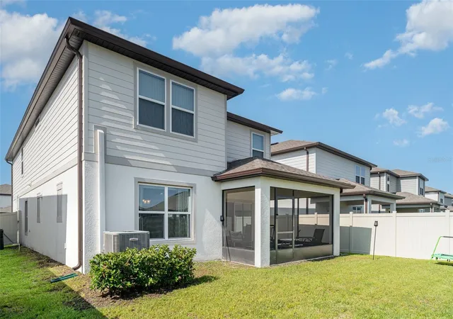 3rd image of 465 Waterford Dr, Lake Alfred, FL 33850 | MLS# S5131362