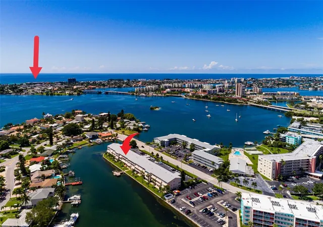 3rd image of 1893 Shore Dr S #209, South Pasadena, FL 33707 | MLS# TB8410010