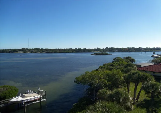Photo 3 of Single family home for sale at 1210 Casey Key Rd, Nokomis, FL 34275 | MLS# O6329570 | Listing updated on 2026-07-16