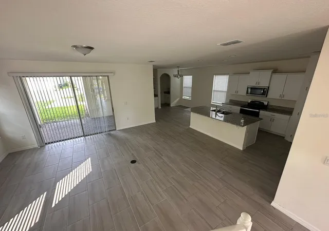 3rd image of 17865 Adrift Rd, Winter Garden, FL 34787 | MLS# O6329586