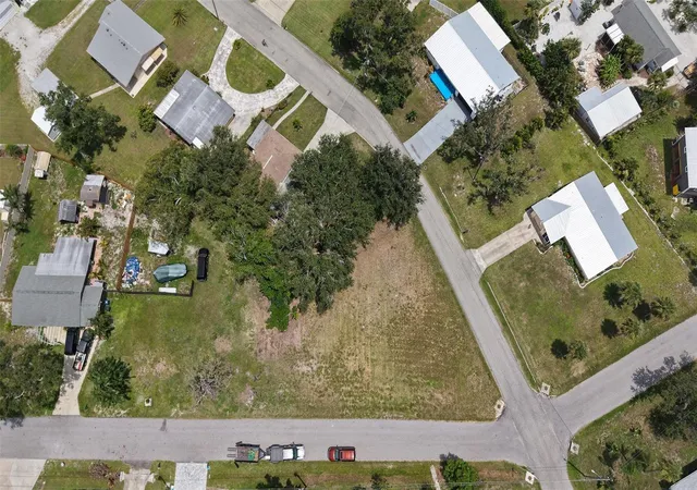 3rd image of 513 Pine Rd, Nokomis, FL 34275 | MLS# A4659752