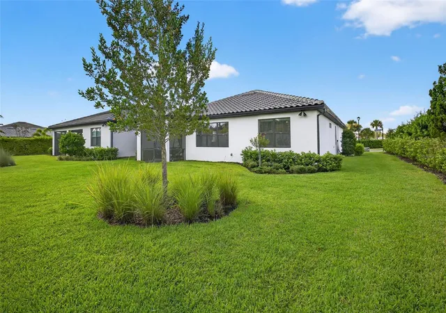 Photo 1 of Single family home for sale at 12307 Wigeon Dr, Bradenton, FL 34212 | MLS# A4659772 | Listing updated on 2026-08-27