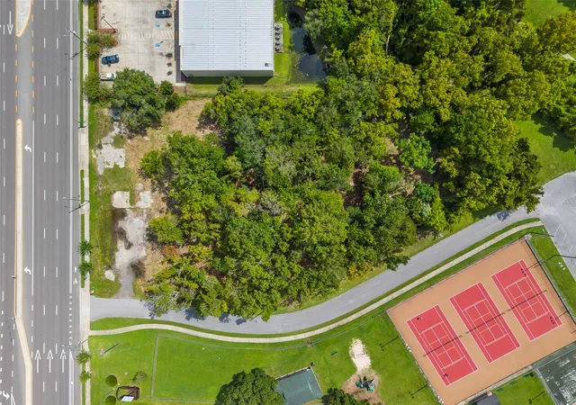 16th image of 802 S Broad St, Brooksville, FL 34601 | MLS# W7877567