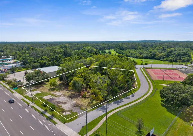 1st image of 802 S Broad St, Brooksville, FL 34601 | MLS# W7877567