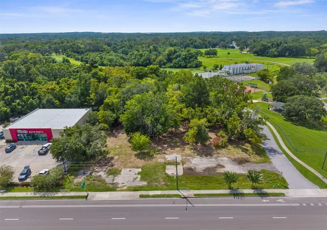 4th image of 802 S Broad St, Brooksville, FL 34601 | MLS# W7877567
