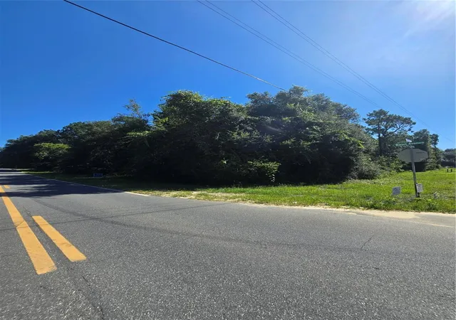 Photo 2 of Land for sale at 600 Dawn Ave, Interlachen, FL 32148 | MLS# TB8410453 | Listing updated on 2026-09-14