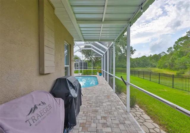 5th image of 8613 Herons Cove Pl, Tampa, FL 33647 | MLS# TB8410546