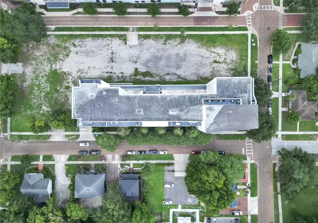 2nd image of 525 E Jackson St, ORLANDO, FL 32801
