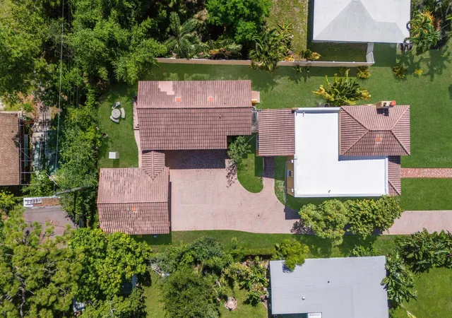 65th image of 455 Acacia Dr, Sarasota, FL 34234 | MLS# A4659947