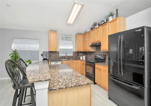 Homes for sale in Ruskin, FL | 2239 Roanoke Springs Dr, Ruskin, FL 33570 | MLS# TB8410813