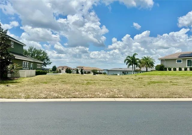 Homes for sale in Auburndale, FL | 126 Stargrass Dr, Auburndale, FL 33823 | MLS# L4954712