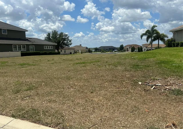 Homes for sale in Auburndale, FL | 126 Stargrass Dr, Auburndale, FL 33823 | MLS# L4954712