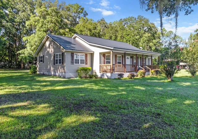 Homes for sale in Williston, FL | 2830 Ne 180th Ave, Williston, FL 32696 | MLS# TB8410968