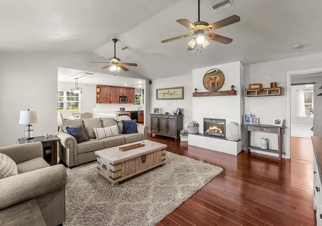 Homes for sale in Williston, FL | 2830 Ne 180Th Ave, Williston, FL 32696 | MLS# TB8410968