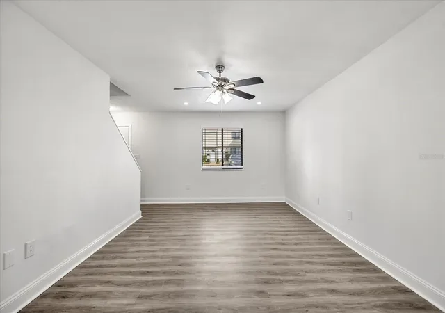 3rd image of 217 Debora Ct, Altamonte Springs, FL 32701 | MLS# O6330459