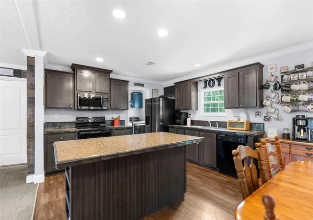 Photo 2 of Manufactured home for sale at 17155 Dalberg Dr, Spring Hill, FL 34610 | MLS# TB8411439 | Listing updated on 2026-08-05