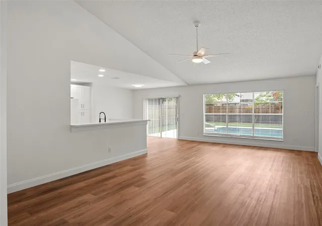 3rd image of 605 Whittingham Pl, Lake Mary, FL 32746 | MLS# O6330769