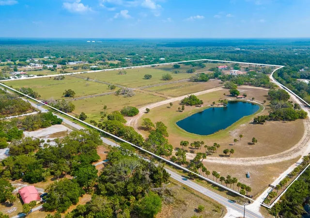 5th image of 600 N Jackson Rd, Venice, FL 34292 | MLS# A4660187
