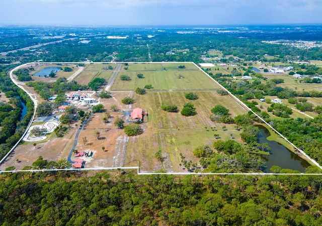 61st image of 600 N Jackson Rd, Venice, FL 34292 | MLS# A4660187