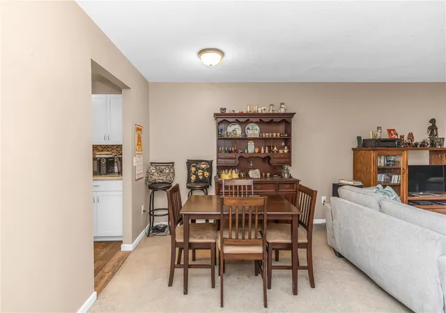 4th image of 706 E Minnesota Ave, DELAND, FL 32724