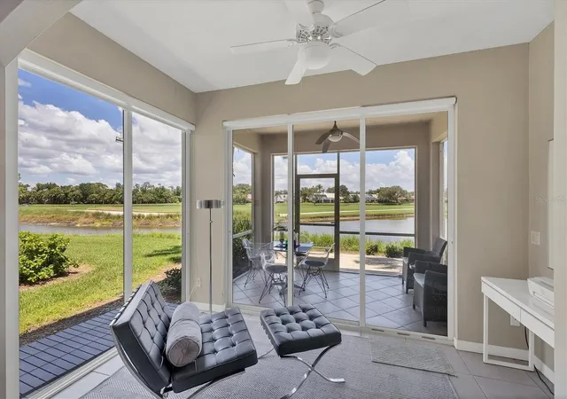 3rd image of 119 Woodbridge Dr, Venice, FL 34293