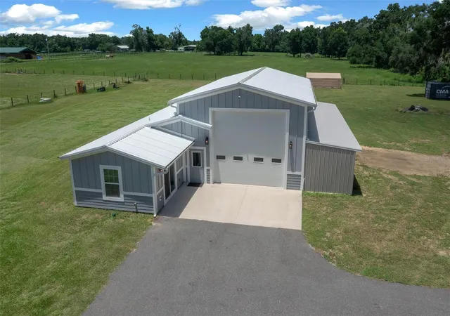 38th image of 1655 E Hwy 329, Citra, FL 32113 | MLS# OM706406